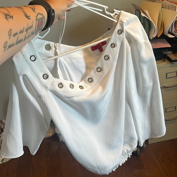 White dress shirt - Picture 1 of 1